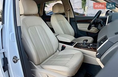 Внедорожник / Кроссовер Audi Q5 2017 в Харькове