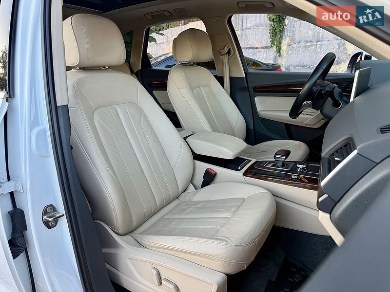 Внедорожник / Кроссовер Audi Q5 2017 в Харькове