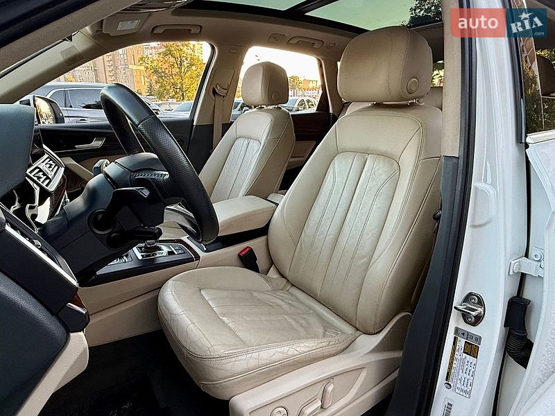 Внедорожник / Кроссовер Audi Q5 2017 в Харькове