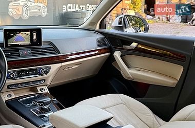 Внедорожник / Кроссовер Audi Q5 2017 в Харькове