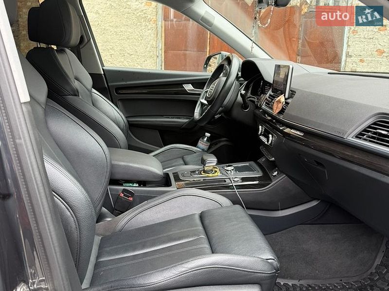 Внедорожник / Кроссовер Audi Q5 2018 в Львове