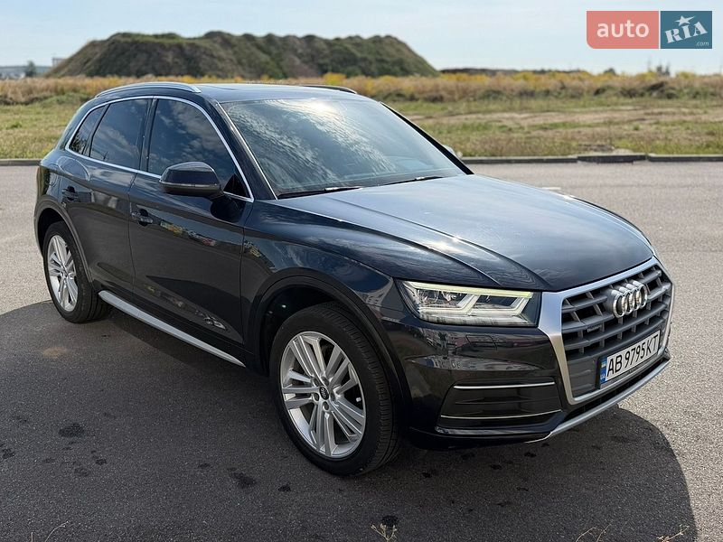 Позашляховик / Кросовер Audi Q5 2019 в Вінниці
