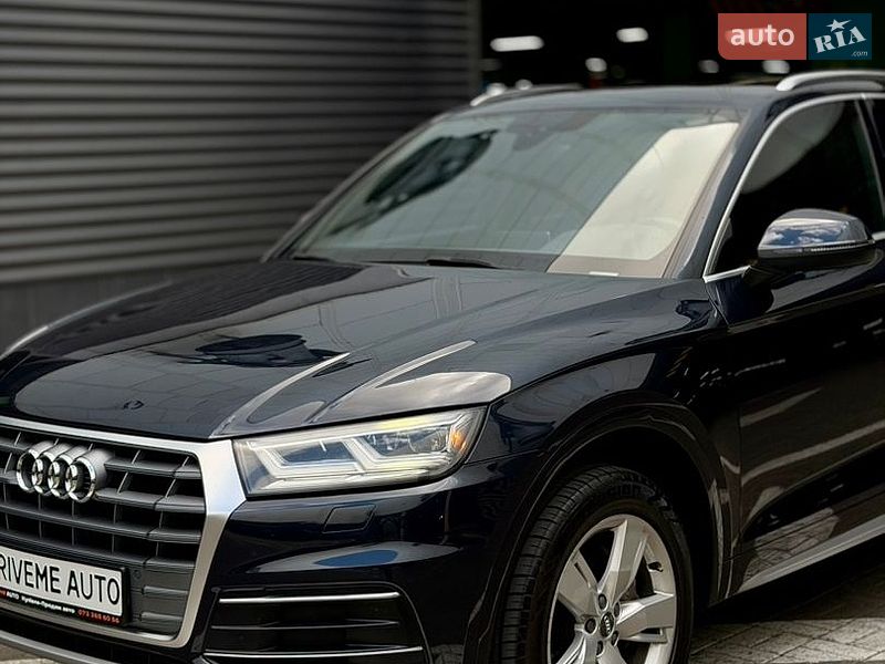 Внедорожник / Кроссовер Audi Q5 2017 в Киеве