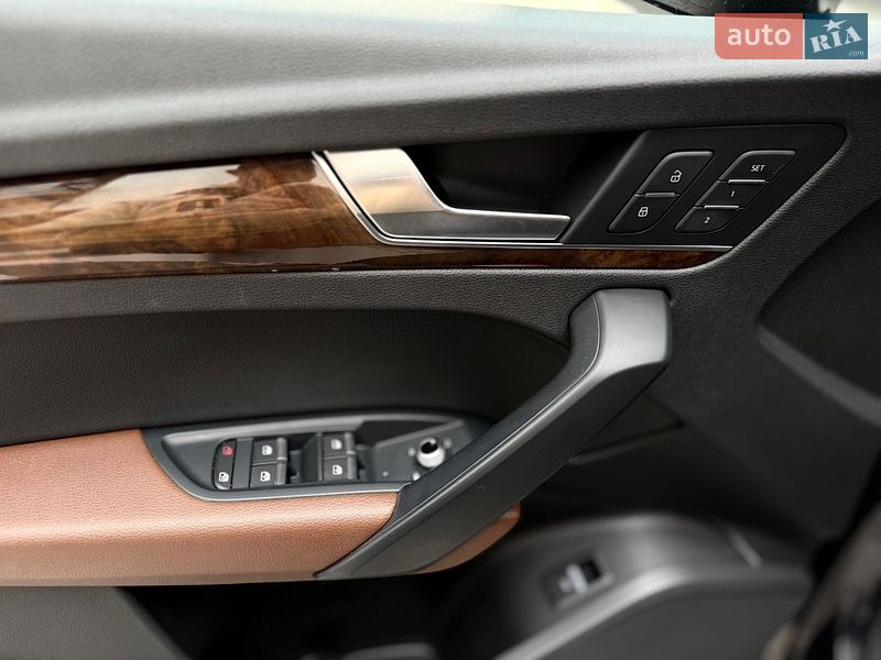 Внедорожник / Кроссовер Audi Q5 2017 в Киеве