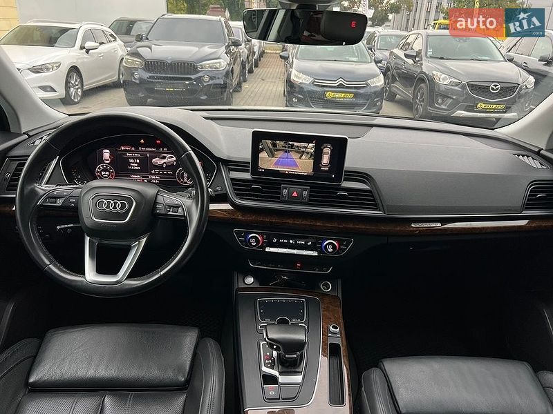 Внедорожник / Кроссовер Audi Q5 2017 в Ивано-Франковске
