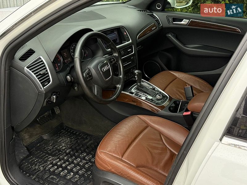 Позашляховик / Кросовер Audi Q5 2012 в Тернополі