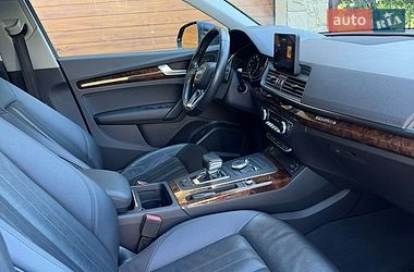 Внедорожник / Кроссовер Audi Q5 2017 в Львове