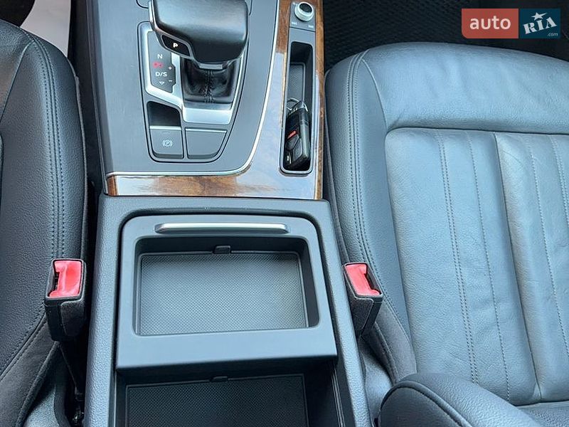 Внедорожник / Кроссовер Audi Q5 2017 в Львове