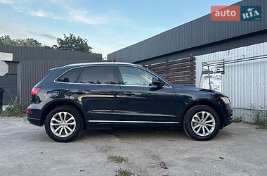Позашляховик / Кросовер Audi Q5 2015 в Києві