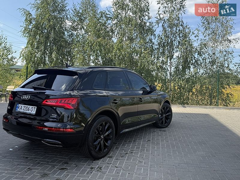 Внедорожник / Кроссовер Audi Q5 2017 в Киеве