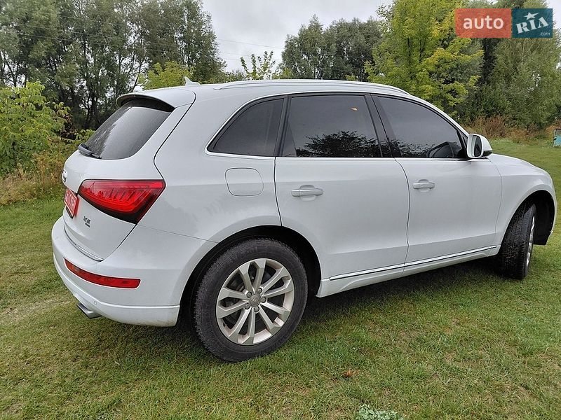 Позашляховик / Кросовер Audi Q5 2015 в Луцьку фото 2 Позашляховик / Кросовер Audi Q5 2015 в Луцьку