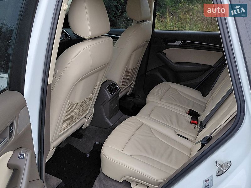 Позашляховик / Кросовер Audi Q5 2015 в Луцьку фото 12 Позашляховик / Кросовер Audi Q5 2015 в Луцьку