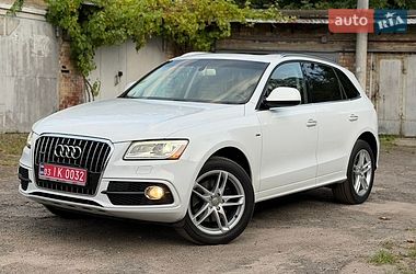 Позашляховик / Кросовер Audi Q5 2016 в Києві