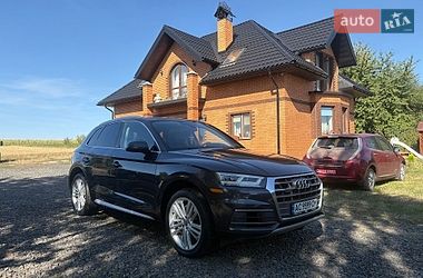 Внедорожник / Кроссовер Audi Q5 2018 в Луцке