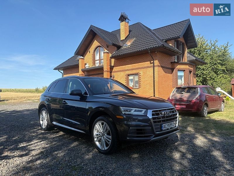 Внедорожник / Кроссовер Audi Q5 2018 в Луцке