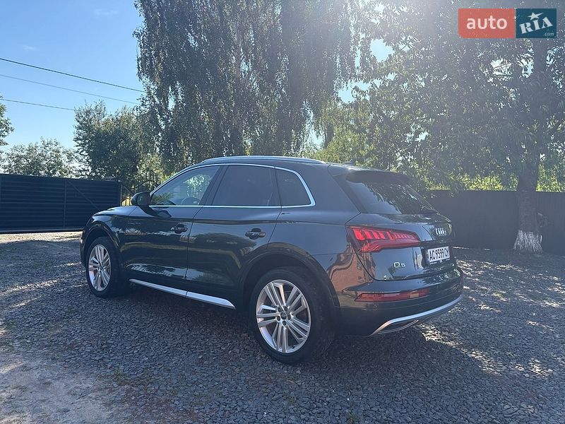 Внедорожник / Кроссовер Audi Q5 2018 в Луцке