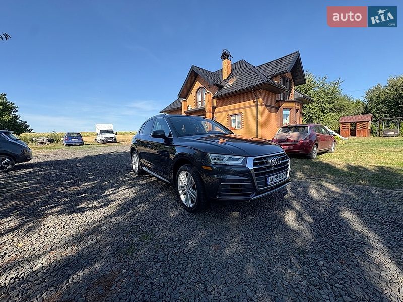 Внедорожник / Кроссовер Audi Q5 2018 в Луцке