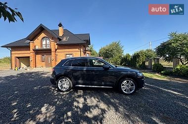 Внедорожник / Кроссовер Audi Q5 2018 в Луцке