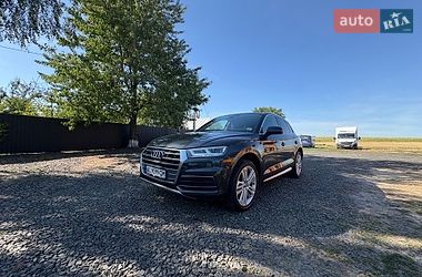 Внедорожник / Кроссовер Audi Q5 2018 в Луцке