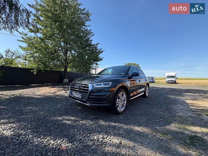 Внедорожник / Кроссовер Audi Q5 2018 в Луцке