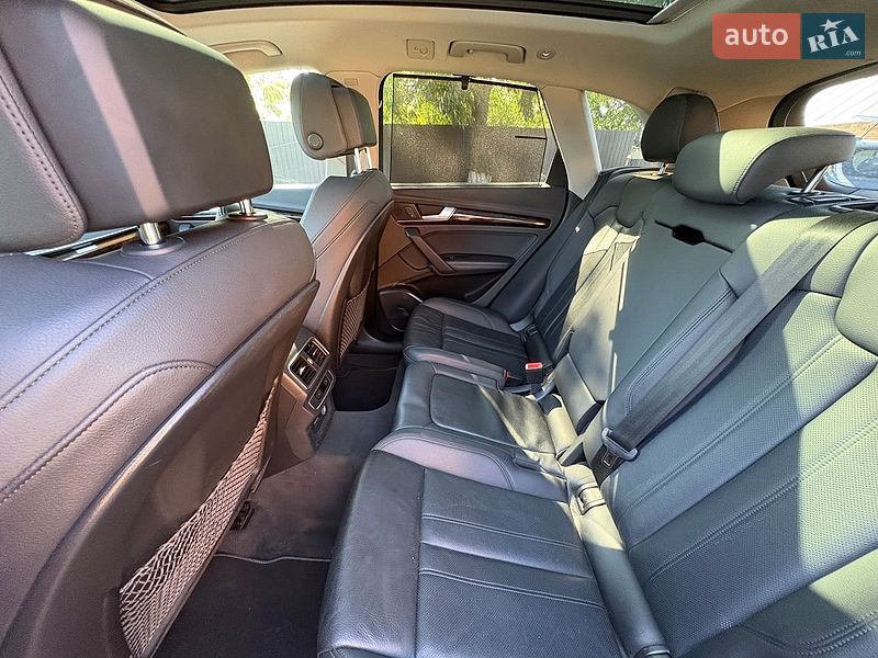 Внедорожник / Кроссовер Audi Q5 2018 в Луцке