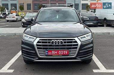audi q5 2017 в Ровно от профессионального продавца Сергій