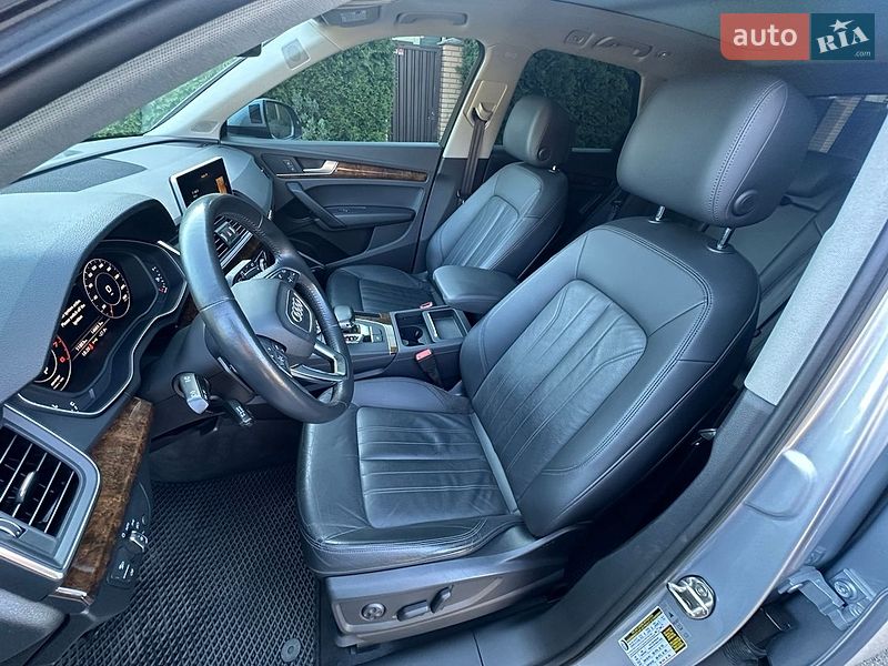 Внедорожник / Кроссовер Audi Q5 2017 в Киеве