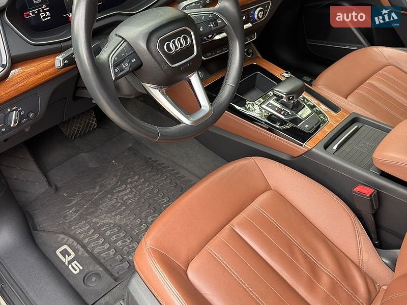 Внедорожник / Кроссовер Audi Q5 2020 в Ивано-Франковске