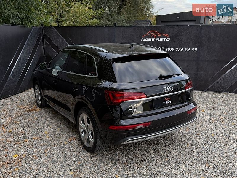 Внедорожник / Кроссовер Audi Q5 2020 в Ивано-Франковске