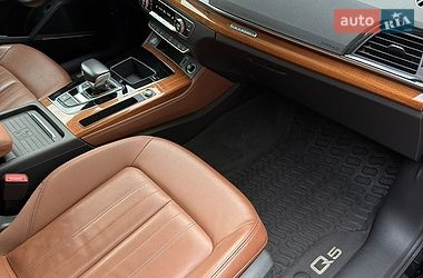 Внедорожник / Кроссовер Audi Q5 2020 в Ивано-Франковске