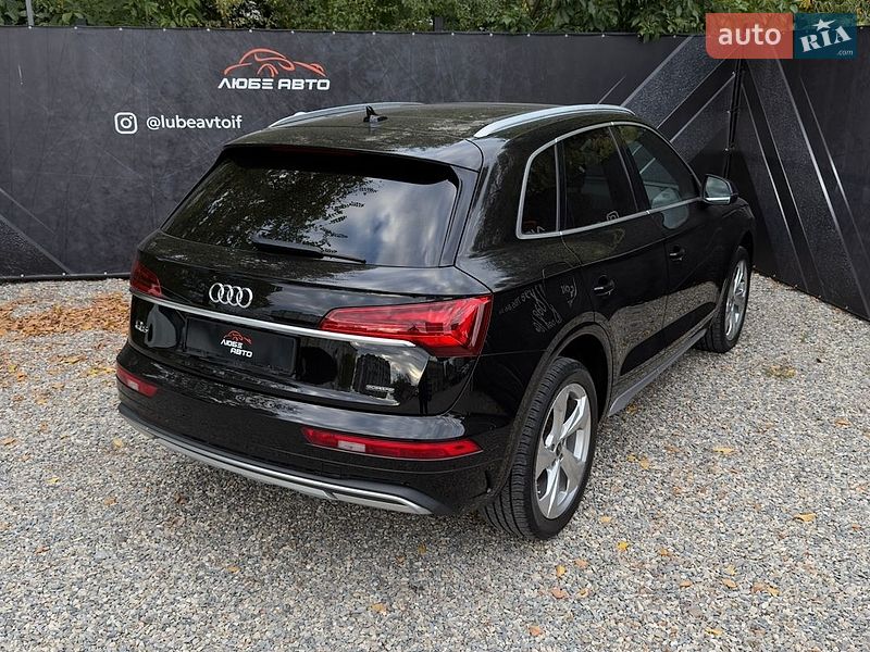 Внедорожник / Кроссовер Audi Q5 2020 в Ивано-Франковске
