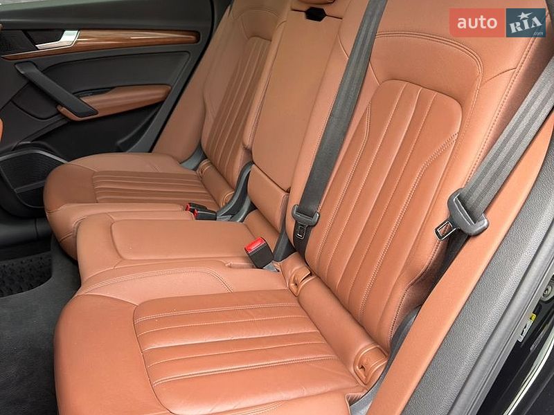 Внедорожник / Кроссовер Audi Q5 2020 в Ивано-Франковске