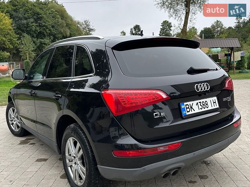Внедорожник / Кроссовер Audi Q5 2009 в Ровно