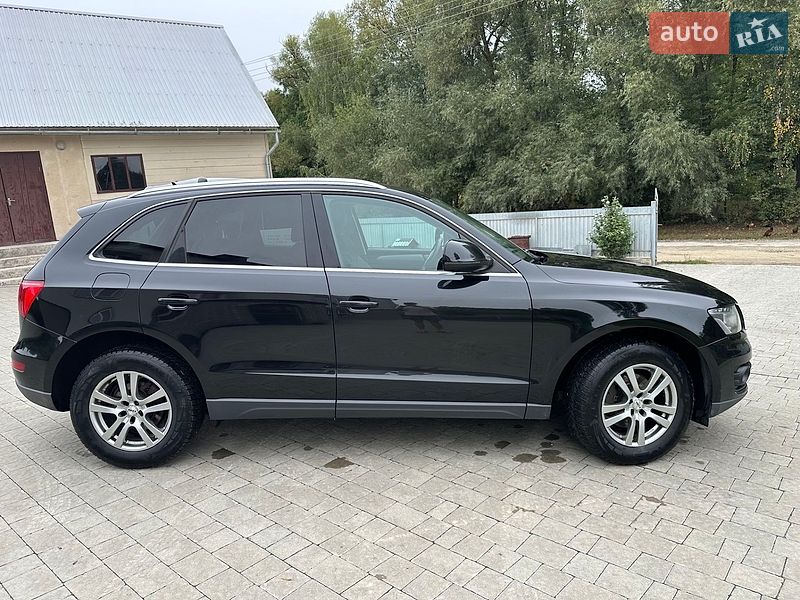 Внедорожник / Кроссовер Audi Q5 2009 в Ровно