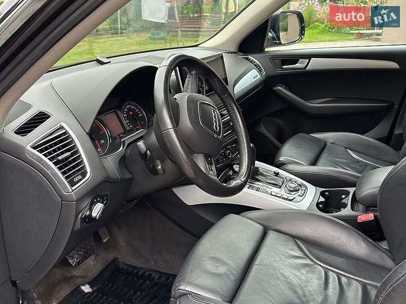 Внедорожник / Кроссовер Audi Q5 2009 в Ровно