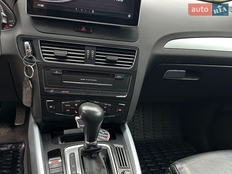 Внедорожник / Кроссовер Audi Q5 2009 в Ровно