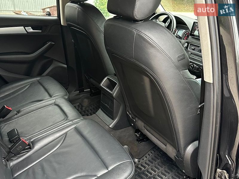 Внедорожник / Кроссовер Audi Q5 2009 в Ровно
