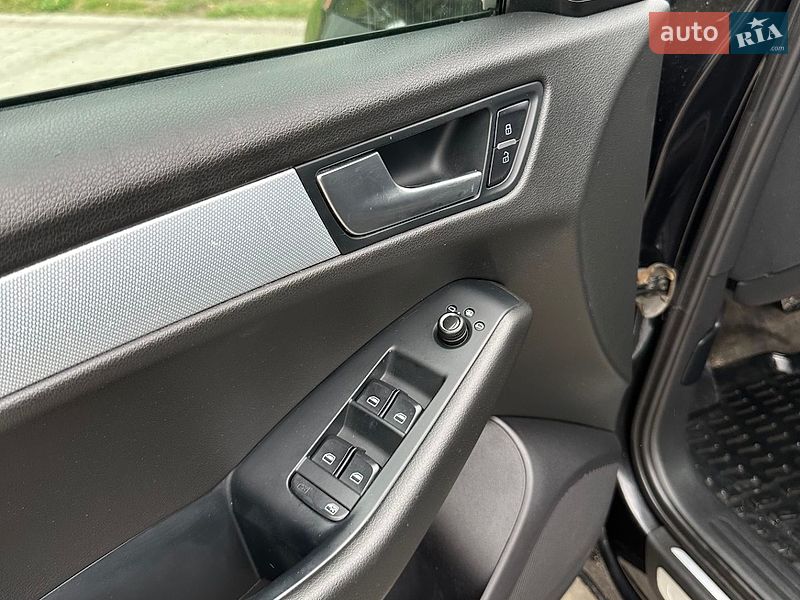 Внедорожник / Кроссовер Audi Q5 2009 в Ровно