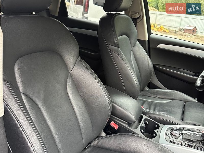 Внедорожник / Кроссовер Audi Q5 2009 в Ровно