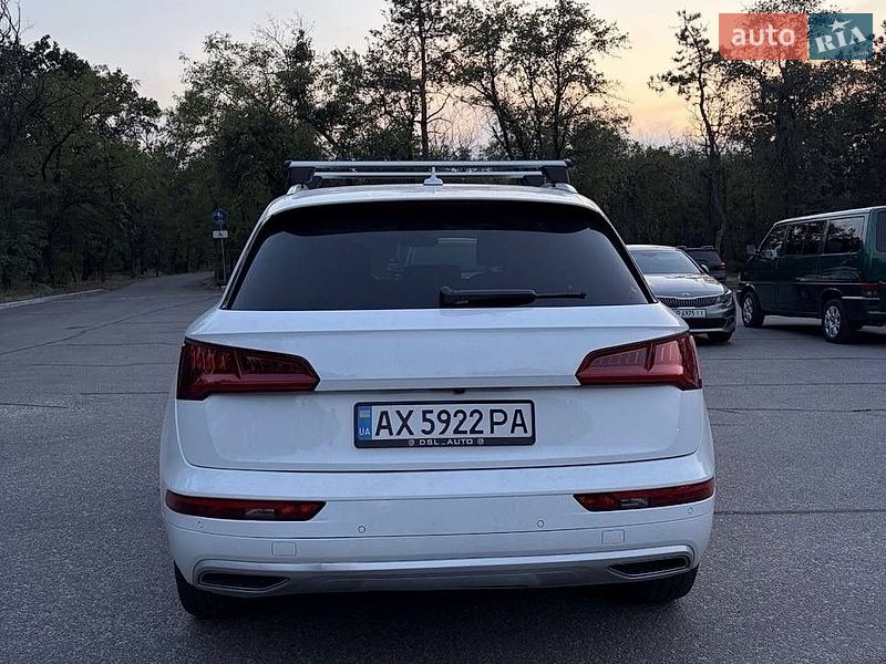 Позашляховик / Кросовер Audi Q5 2018 в Запоріжжі