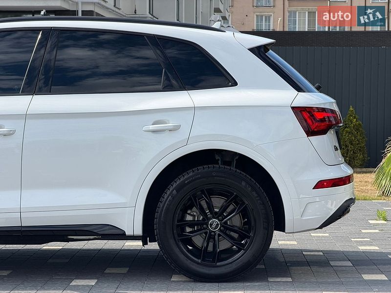 Позашляховик / Кросовер Audi Q5 2023 в Ужгороді фото 12 Позашляховик / Кросовер Audi Q5 2023 в Ужгороді