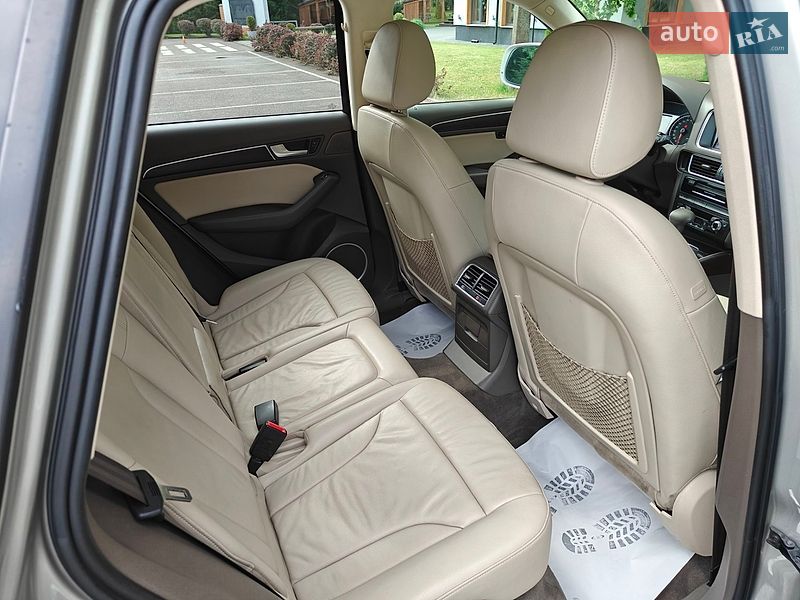 Внедорожник / Кроссовер Audi Q5 2016 в Ахтырке