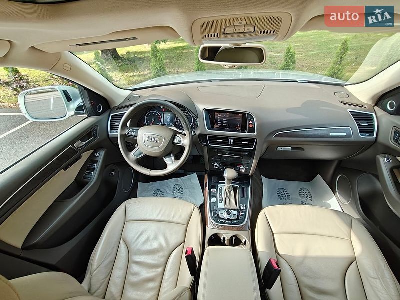 Внедорожник / Кроссовер Audi Q5 2016 в Ахтырке