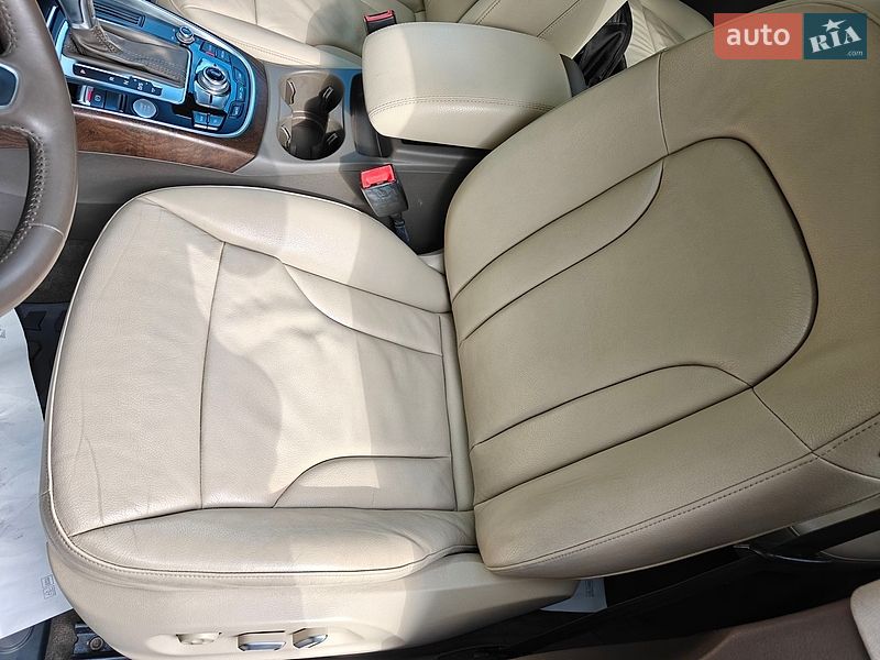 Внедорожник / Кроссовер Audi Q5 2016 в Ахтырке