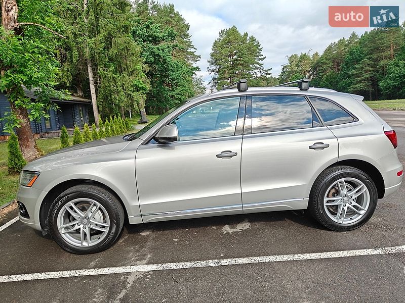 Внедорожник / Кроссовер Audi Q5 2016 в Ахтырке