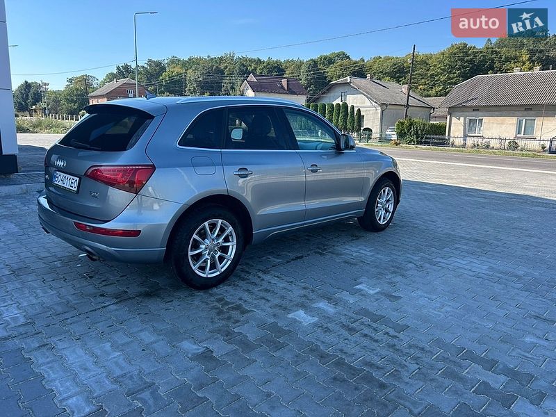 Внедорожник / Кроссовер Audi Q5 2010 в Тернополе