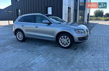 Внедорожник / Кроссовер Audi Q5 2010 в Тернополе