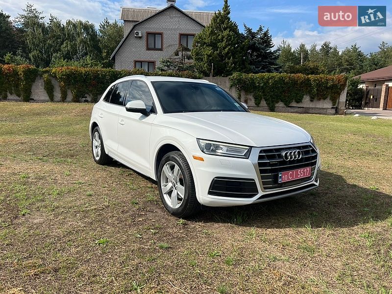 Внедорожник / Кроссовер Audi Q5 2018 в Каменском