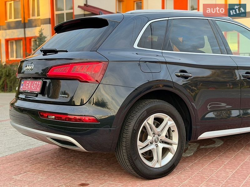 Внедорожник / Кроссовер Audi Q5 2019 в Львове