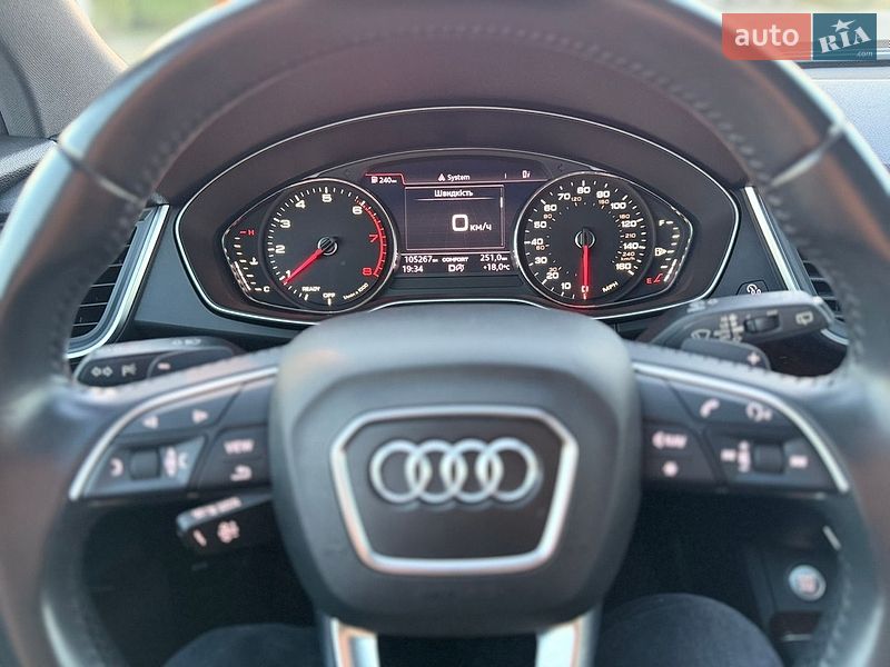 Внедорожник / Кроссовер Audi Q5 2019 в Львове